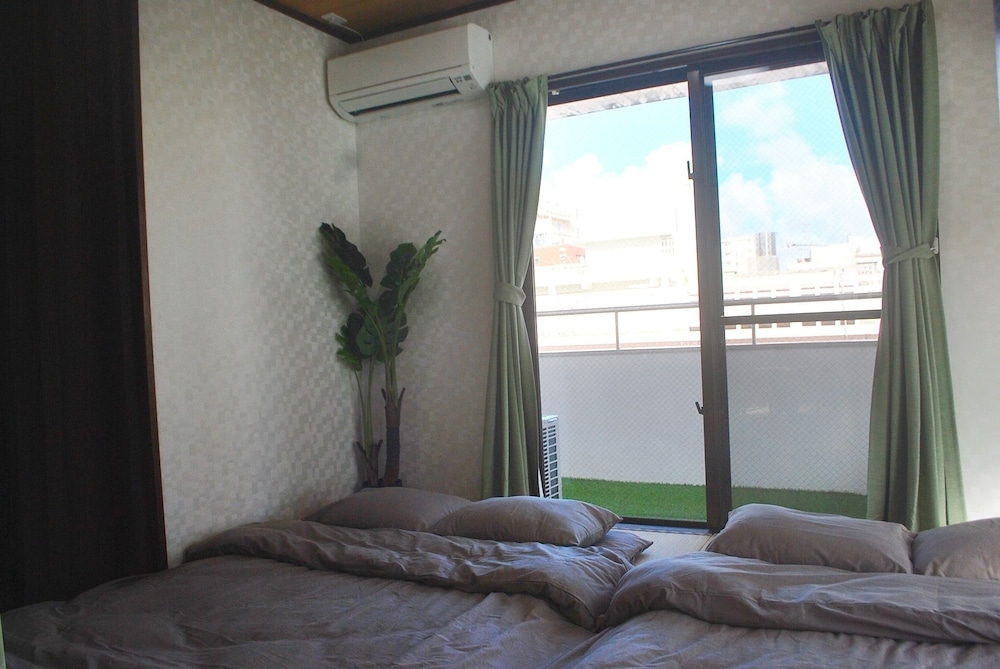 WEST VILLA 那覇