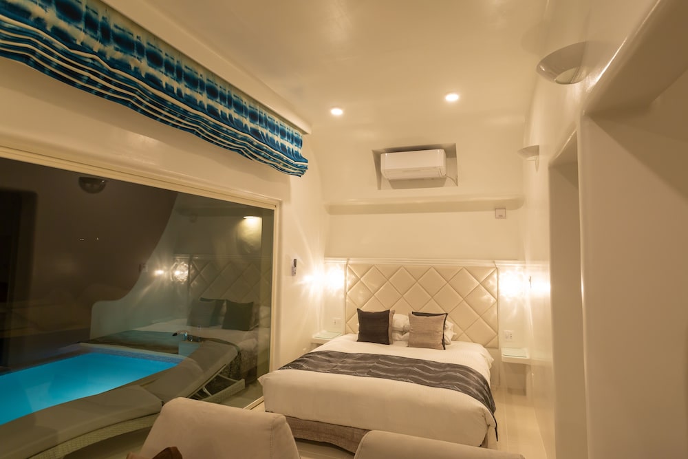 YUKI SUITE KOURIJIMA 那覇