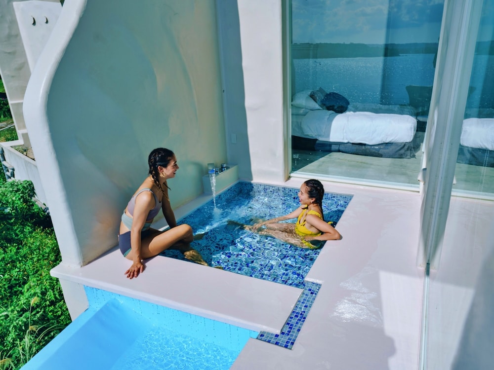 YUKI SUITE KOURIJIMA 那覇