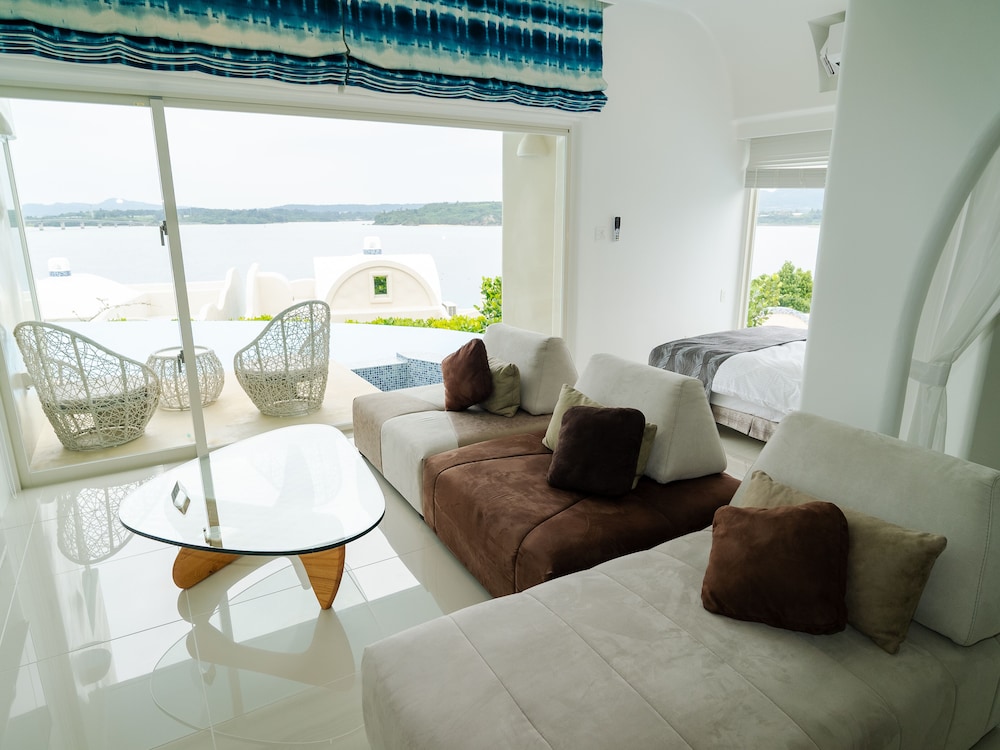 YUKI SUITE KOURIJIMA 那覇