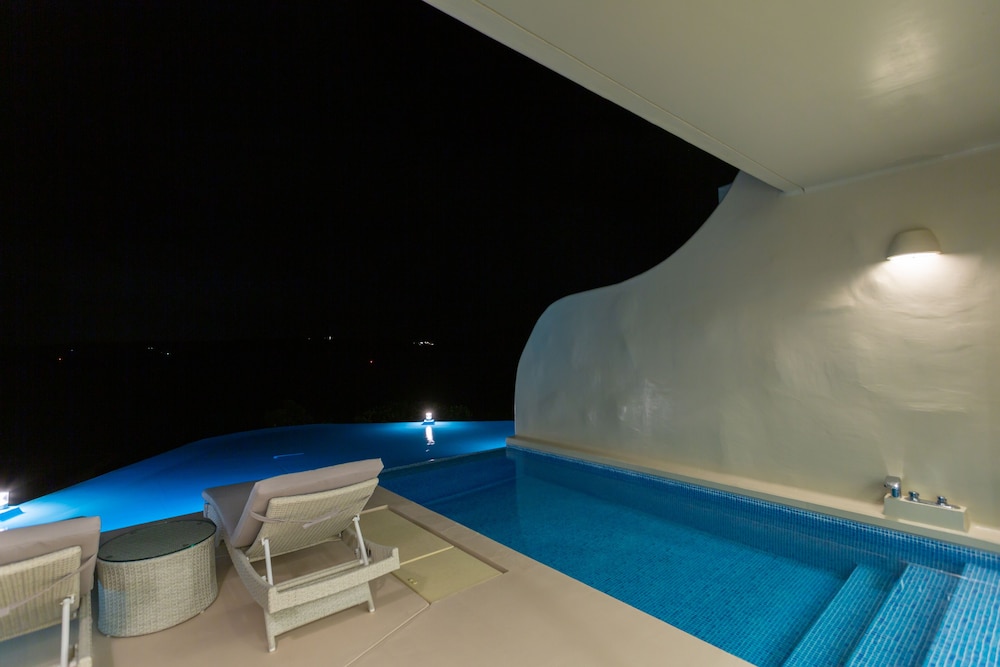 YUKI SUITE KOURIJIMA 那覇