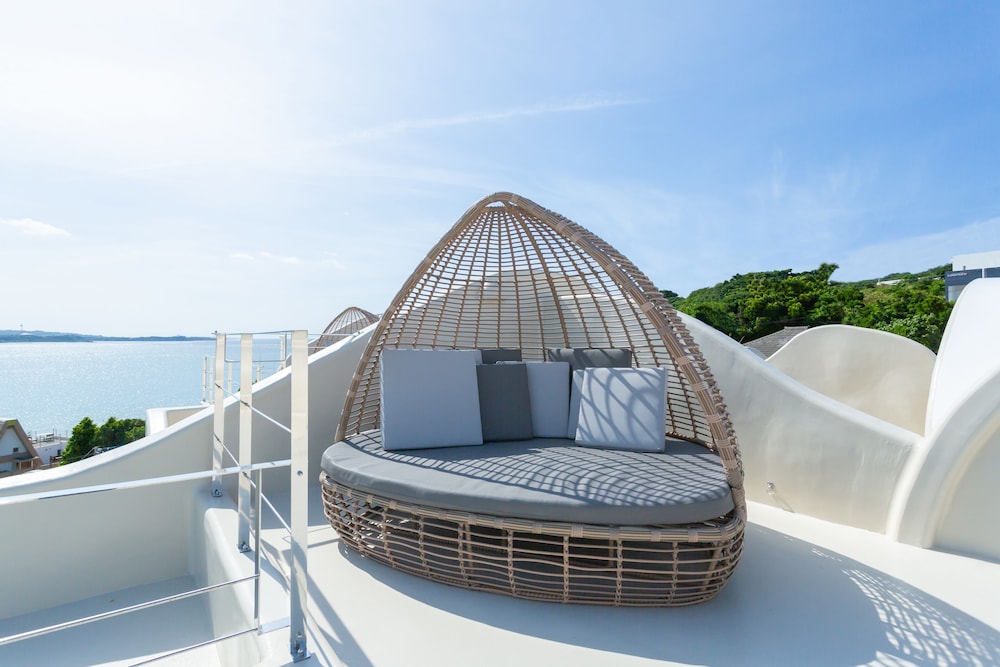 YUKI SUITE KOURIJIMA 那覇