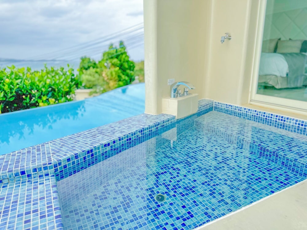 YUKI SUITE KOURIJIMA 那覇