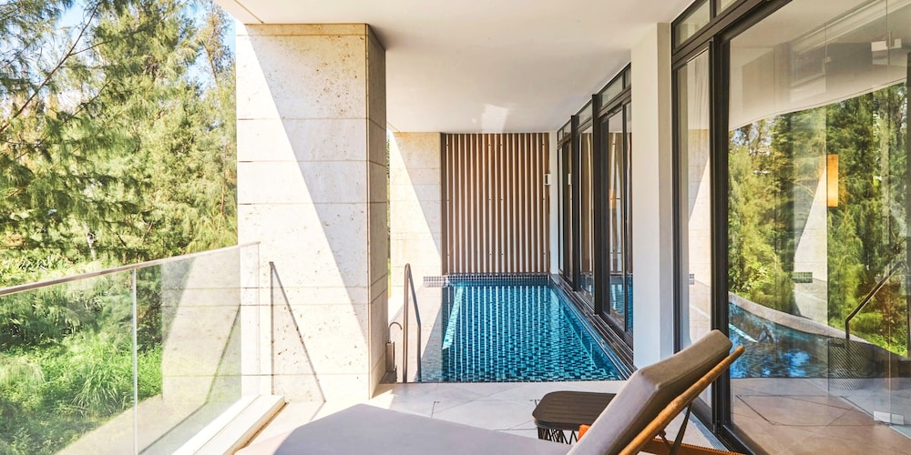 UMITO OKINAWA ONNASON 那覇