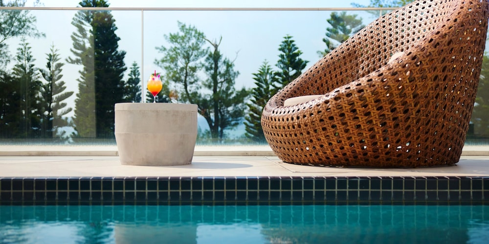 UMITO OKINAWA ONNASON 那覇