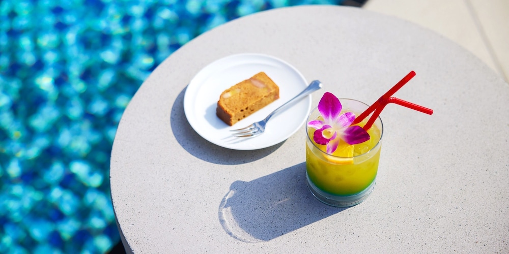 UMITO OKINAWA ONNASON 那覇