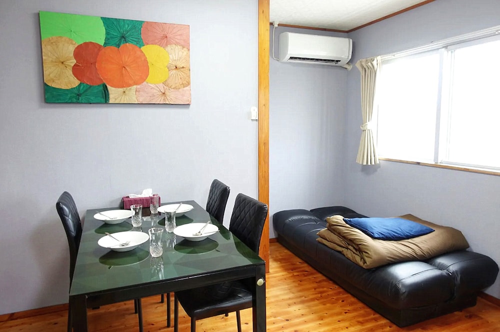 KAKIO HOUSE 那覇