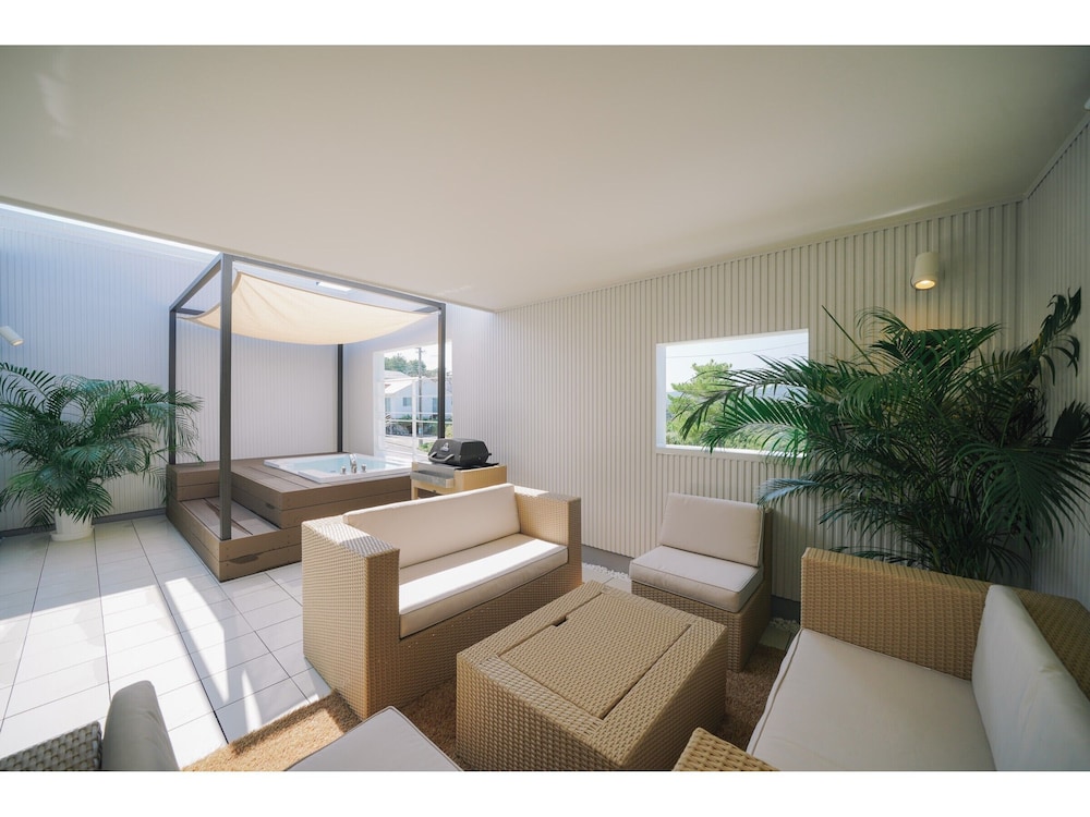 VILLA COLORS B 那覇