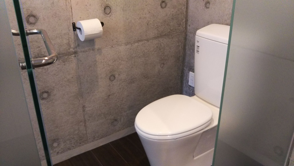 ブルースイーツ・ハナムロ オンザビーチ 那覇