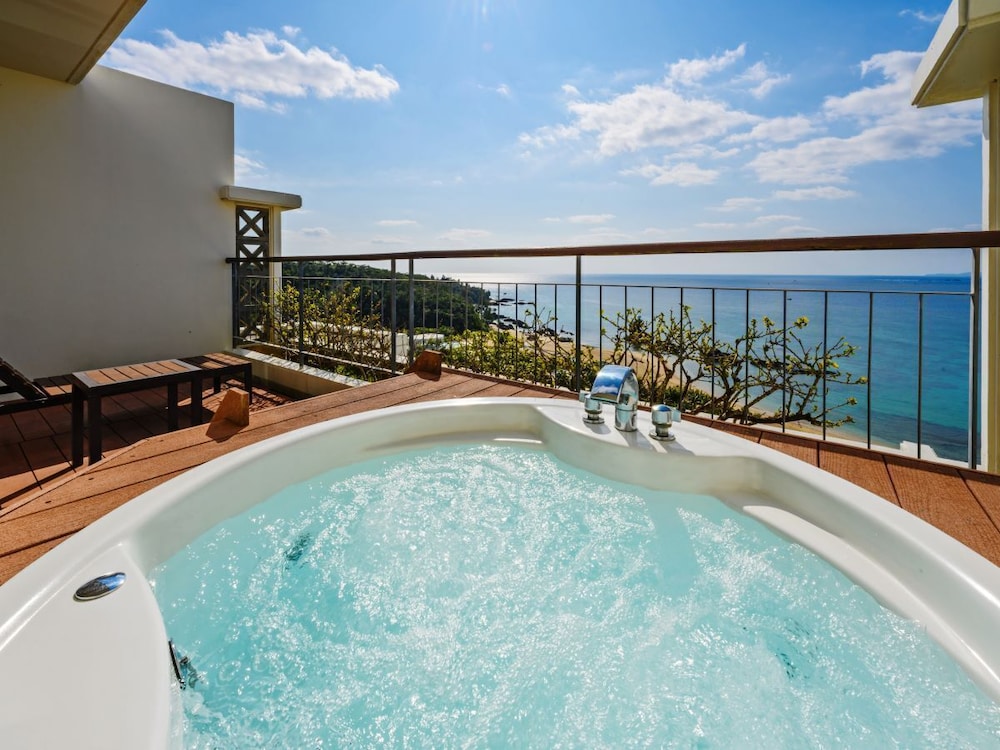 カヌチャベイホテル & ヴィラズ 那覇