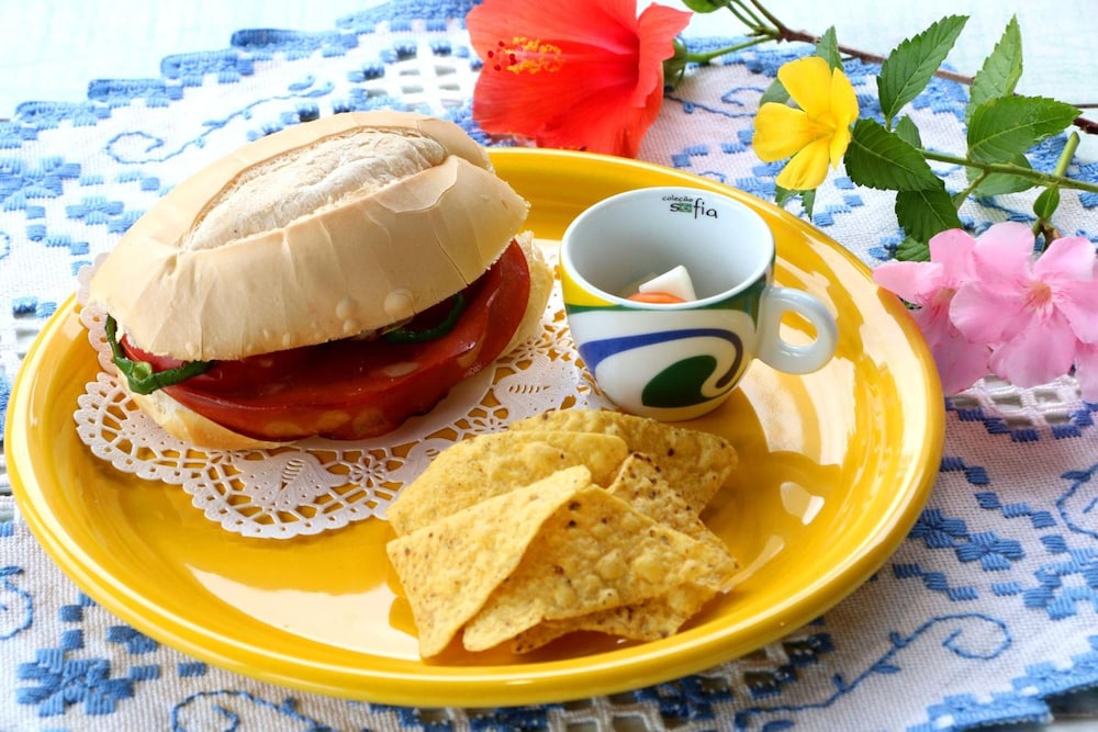 ペンション いぺー 那覇