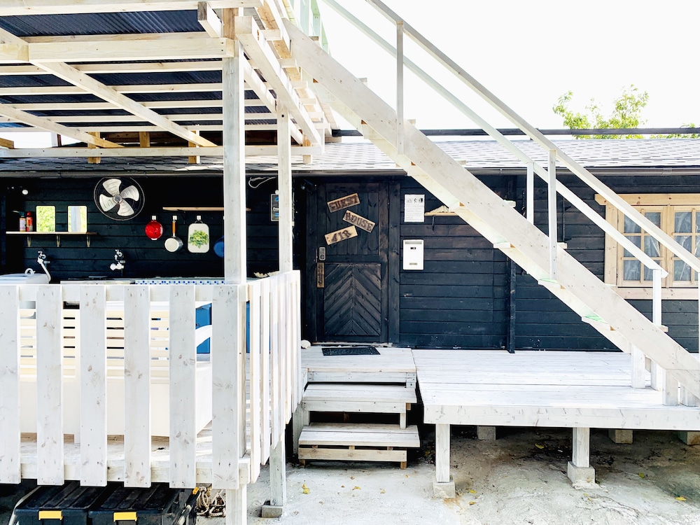 GUEST HOUSE AIR 那覇