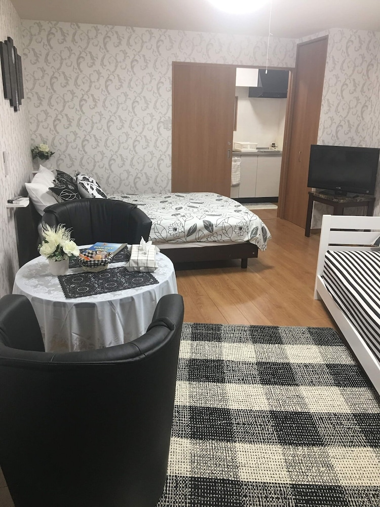 BEACH LODGE 4 & PRIVATE BEACH 那覇