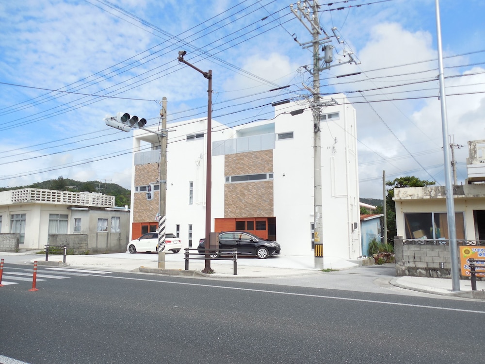 ONE SKY HOUSE NAKAMA 那覇