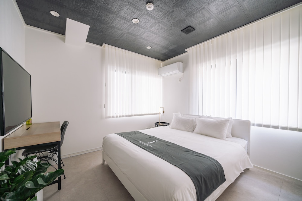 INFINITY HOTEL -JICCHAKU- 那覇