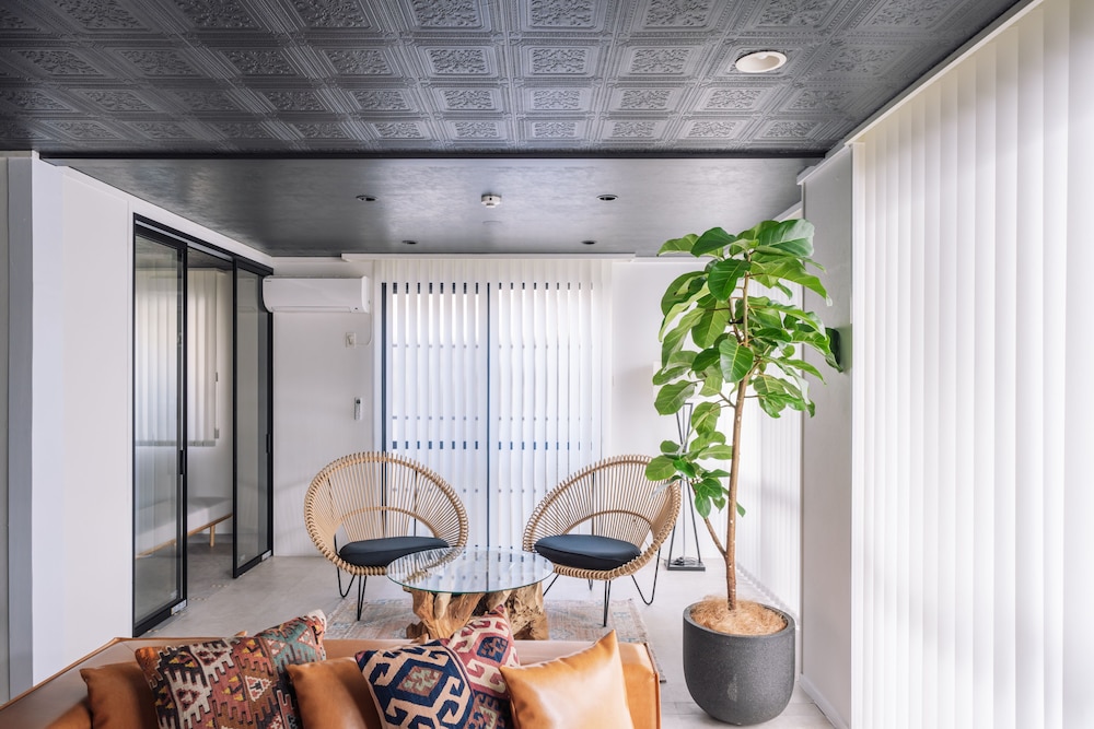 INFINITY HOTEL -JICCHAKU- 那覇