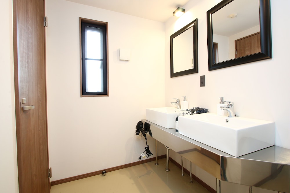MARINX CLASSIC HARBORVIEW PENSION 那覇