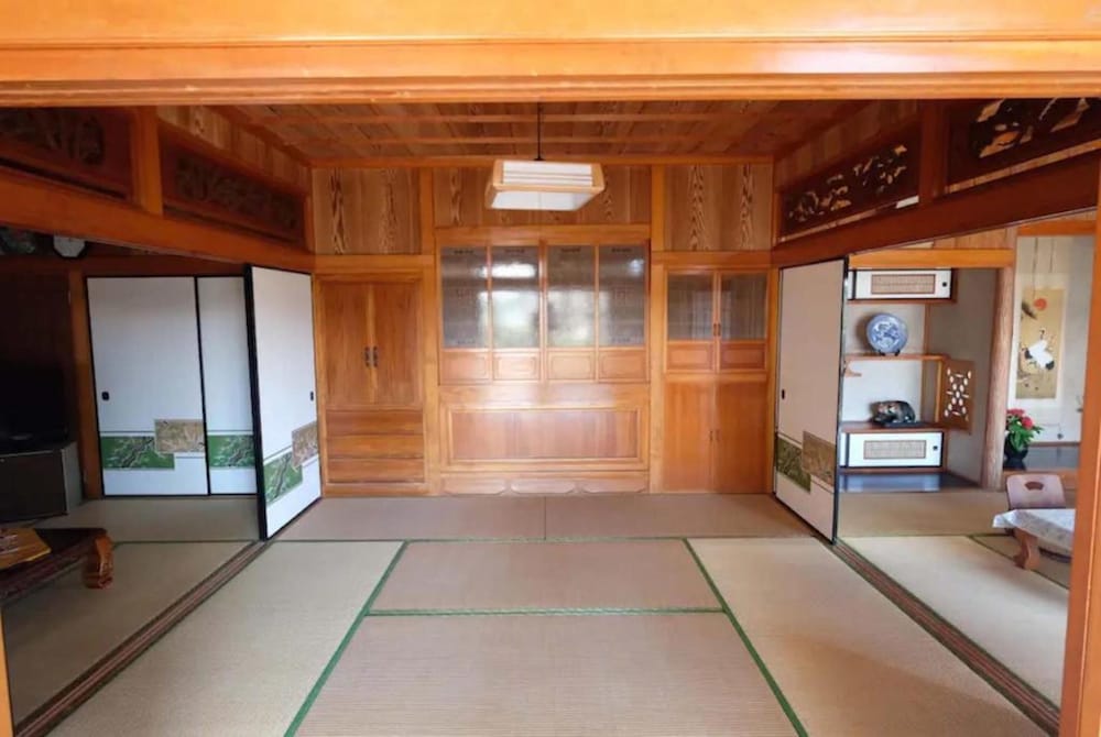 球美の宿 月桃 那覇