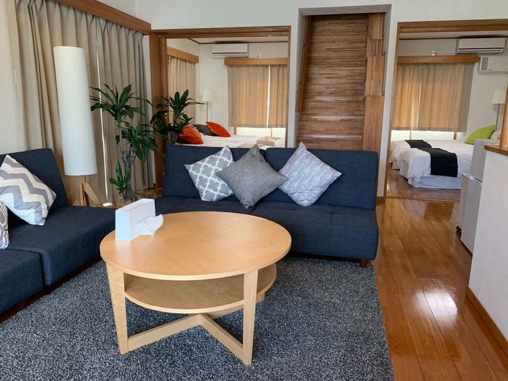 NOMU HOUSE OKINAWA 那覇