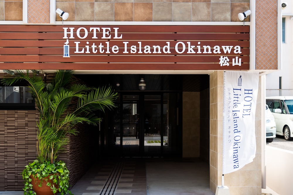 LITTLE ISLAND OKINAWA 松山 那覇