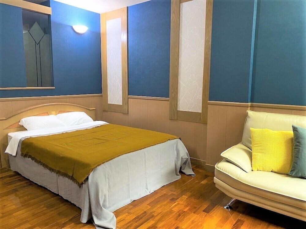 HOTEL 紅 - BIN - 那覇