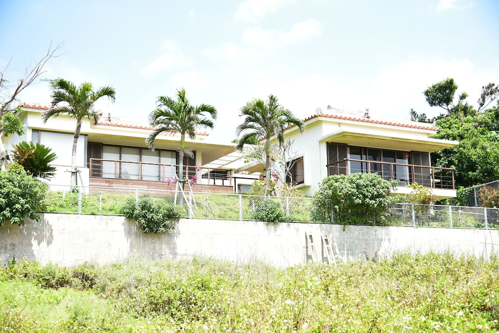 HANA VILLA 那覇