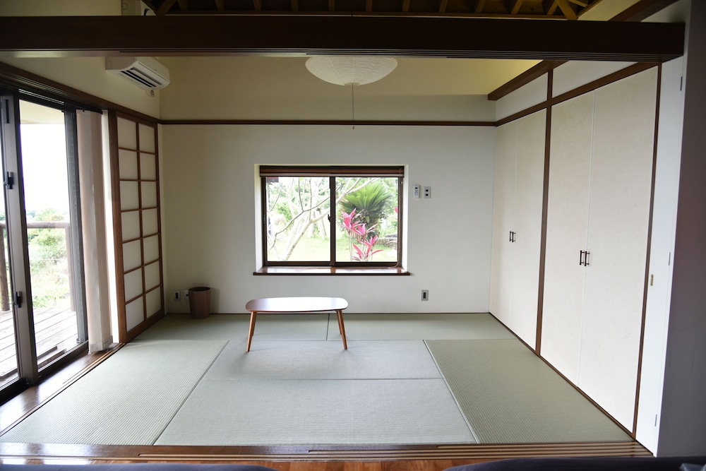 HANA VILLA 那覇