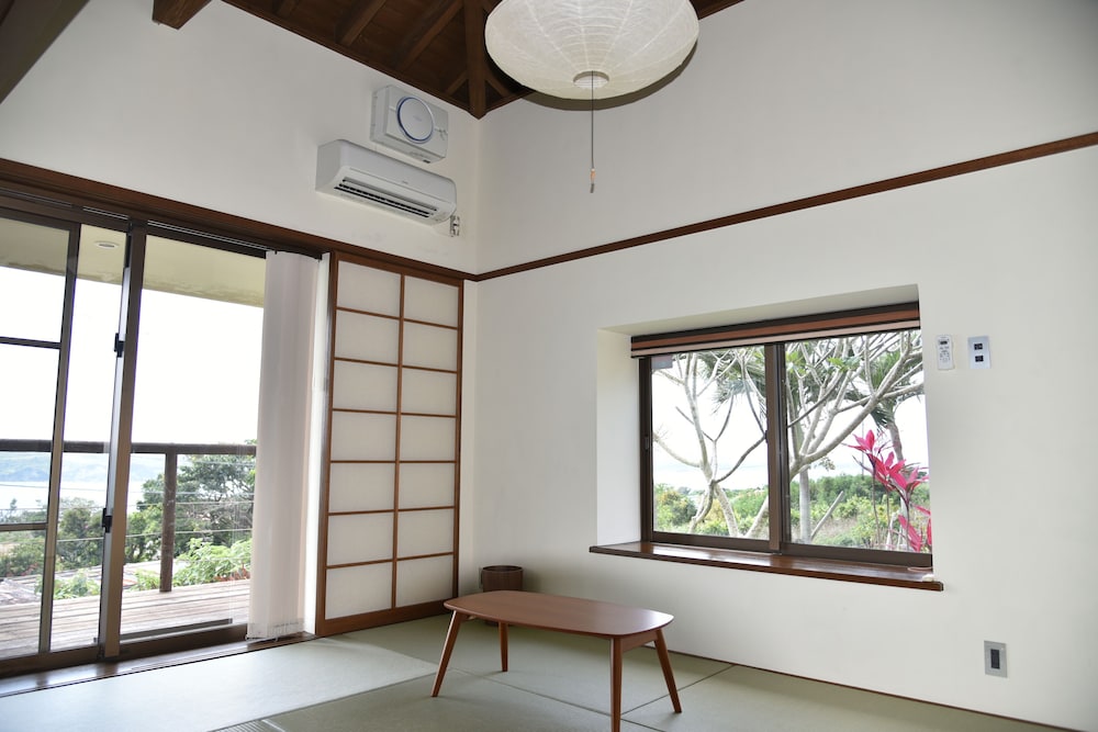 HANA VILLA 那覇