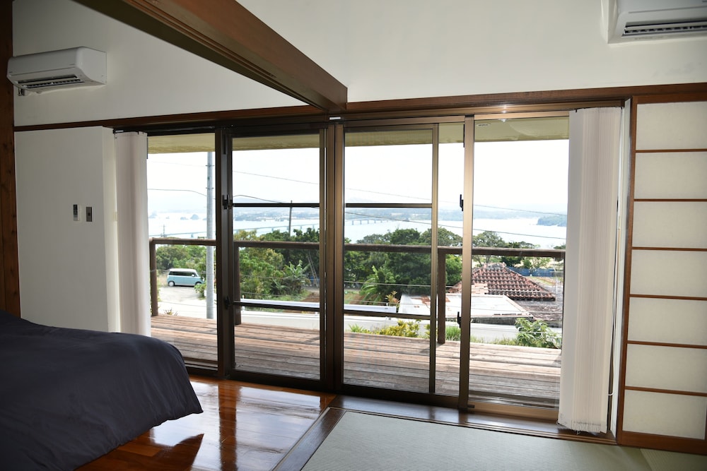 HANA VILLA 那覇