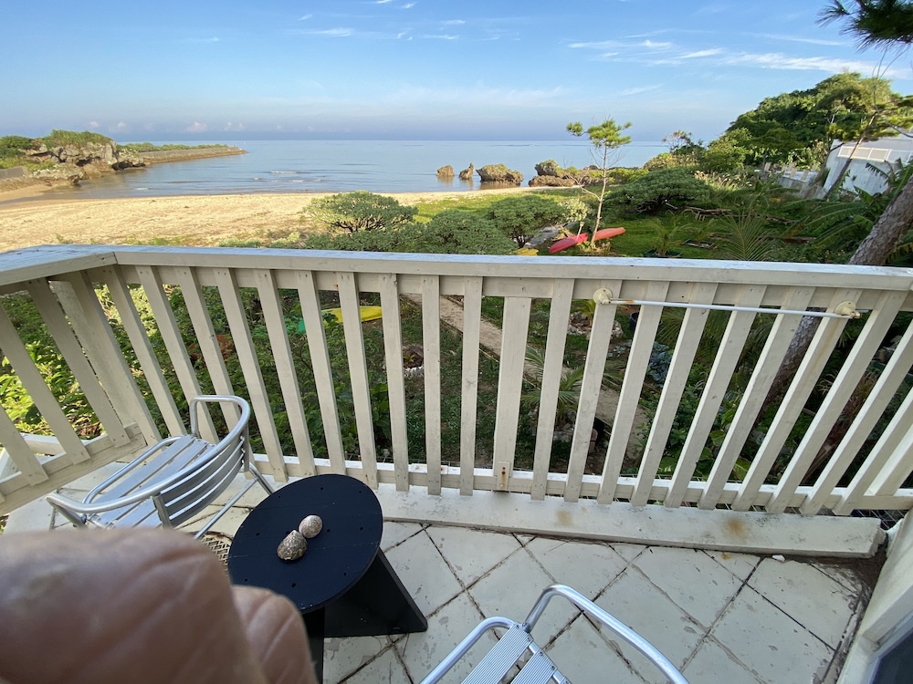 BEACH LODGE 1 & PRIVATE BEACH 那覇