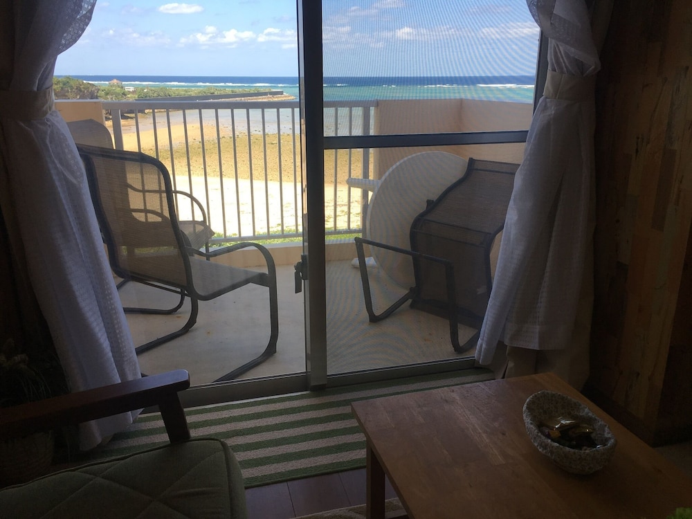 BEACH LODGE 1 & PRIVATE BEACH 那覇