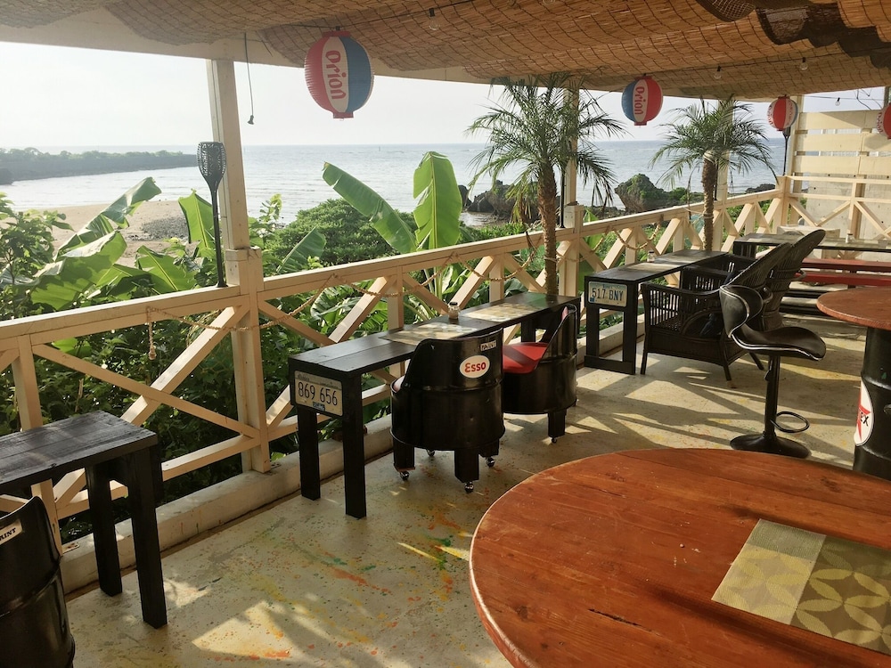 BEACH LODGE 1 & PRIVATE BEACH 那覇