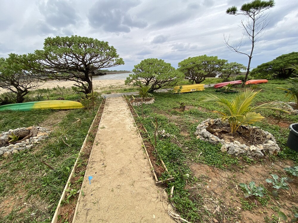 BEACH LODGE 1 & PRIVATE BEACH 那覇