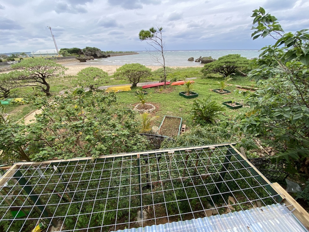 BEACH LODGE 1 & PRIVATE BEACH 那覇