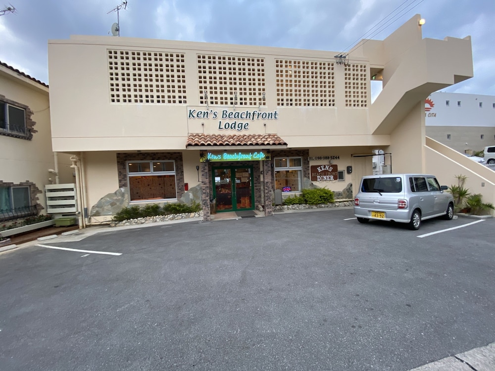 BEACH LODGE 1 & PRIVATE BEACH 那覇