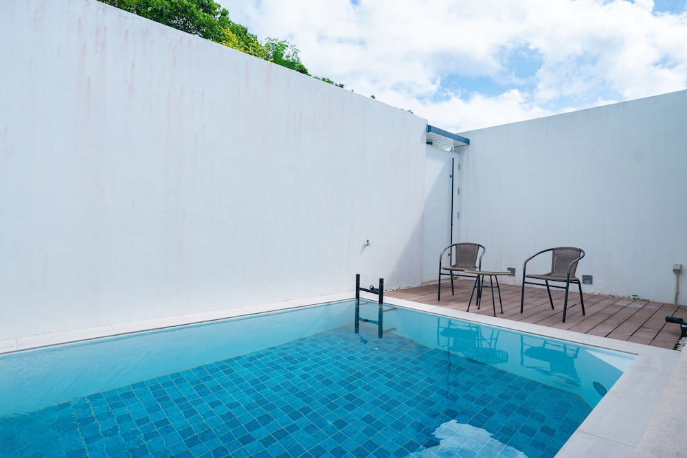 SECRET VILLAS BY RELAPOOL 那覇