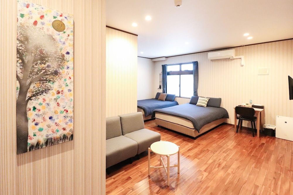 HOTEL UPI コンドミニアムホテル美浜ウーピー 那覇