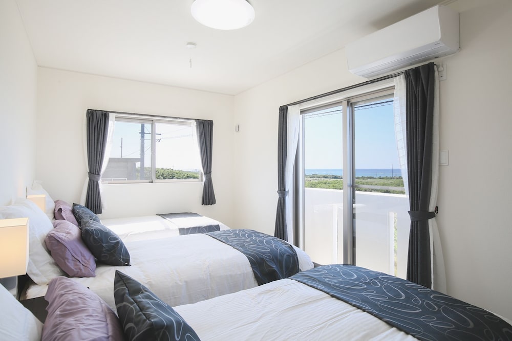 SUNSET UMINCHU 那覇