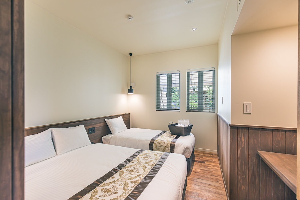 MAEDA BEACH HOTEL 那覇