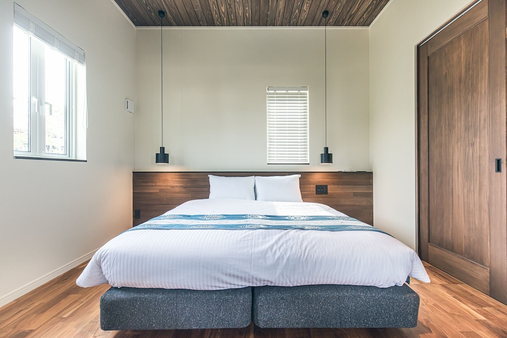 MAEDA BEACH HOTEL 那覇