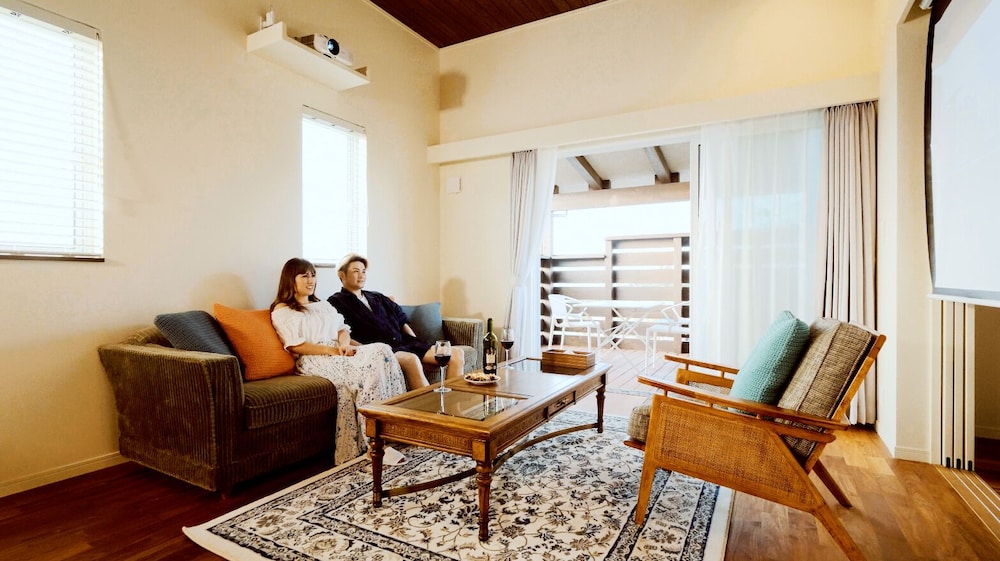 MAEDA BEACH HOTEL 那覇