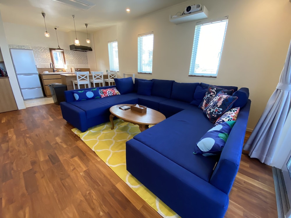 MAEDA BEACH HOTEL 那覇