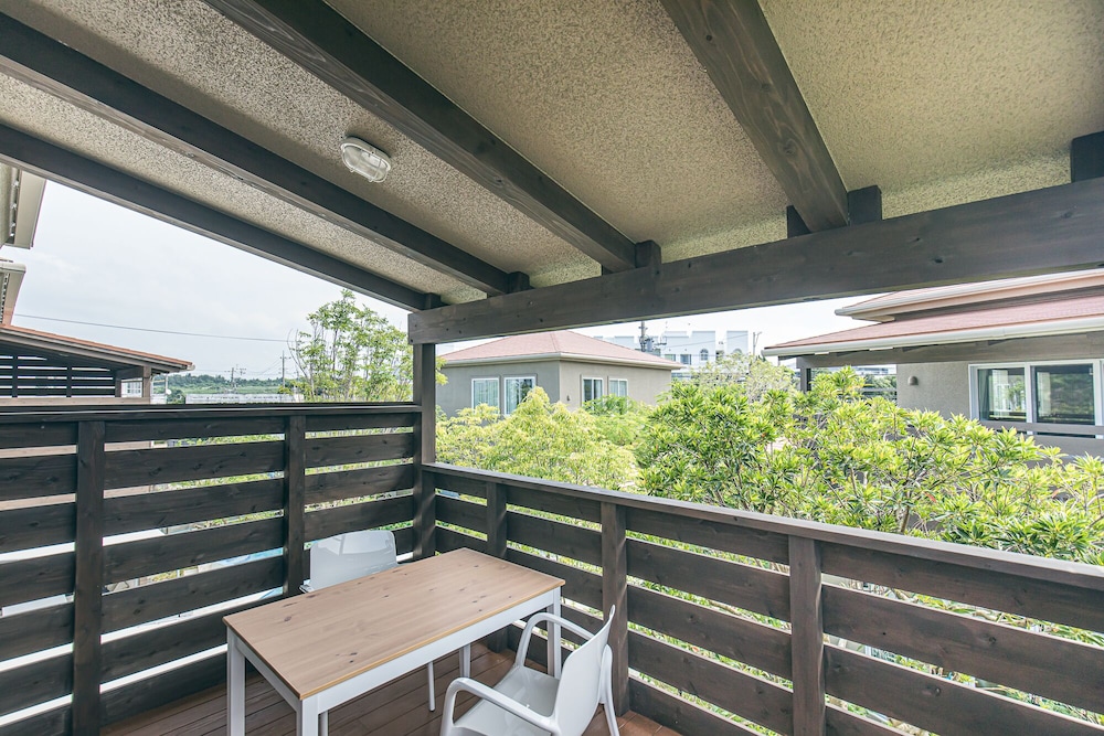 MAEDA BEACH HOTEL 那覇