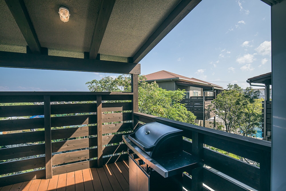MAEDA BEACH HOTEL 那覇