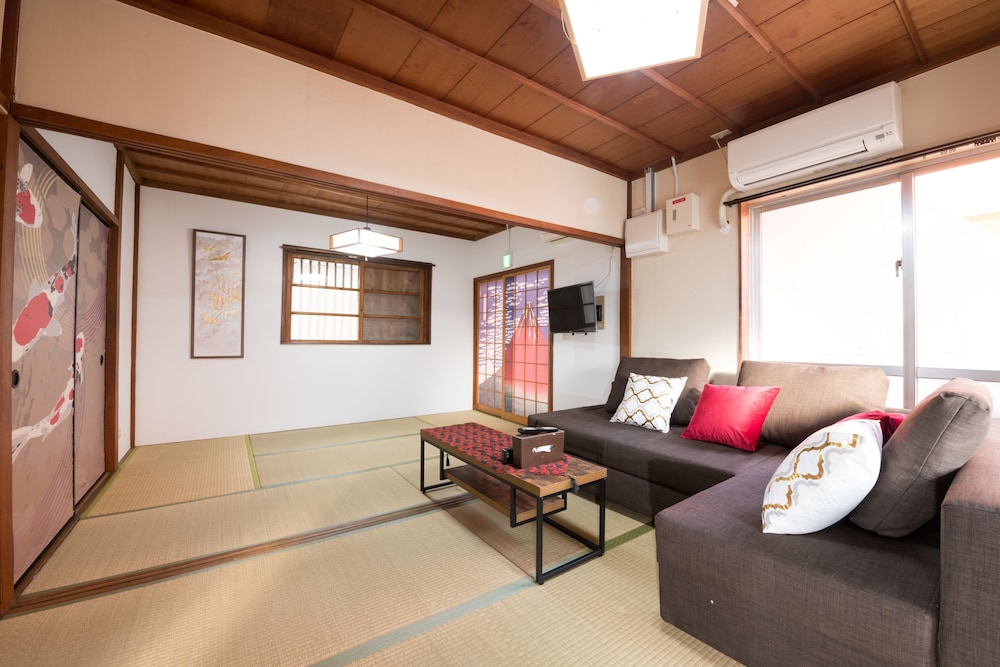 NAHA CONDOMINIUM MAEJIMA HOUSE 那覇