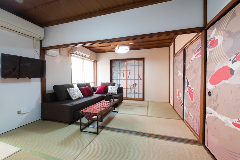 NAHA CONDOMINIUM MAEJIMA HOUSE 那覇