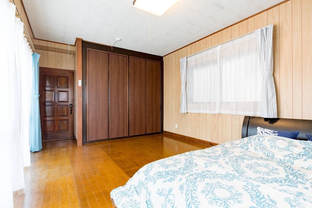 NAHA TOMARIN HOUSE 那覇