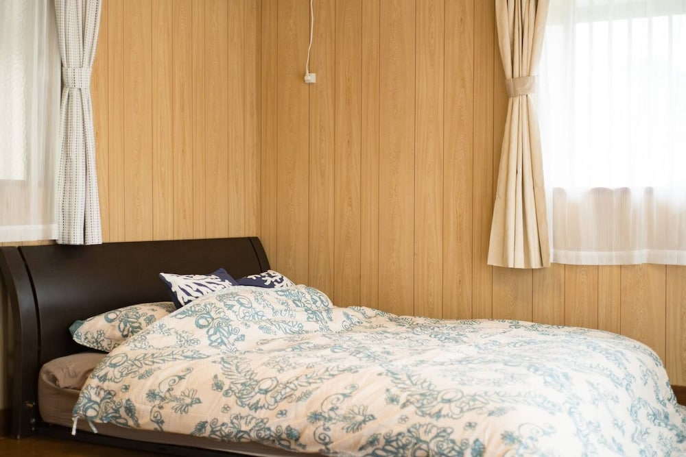 NAHA TOMARIN HOUSE 那覇
