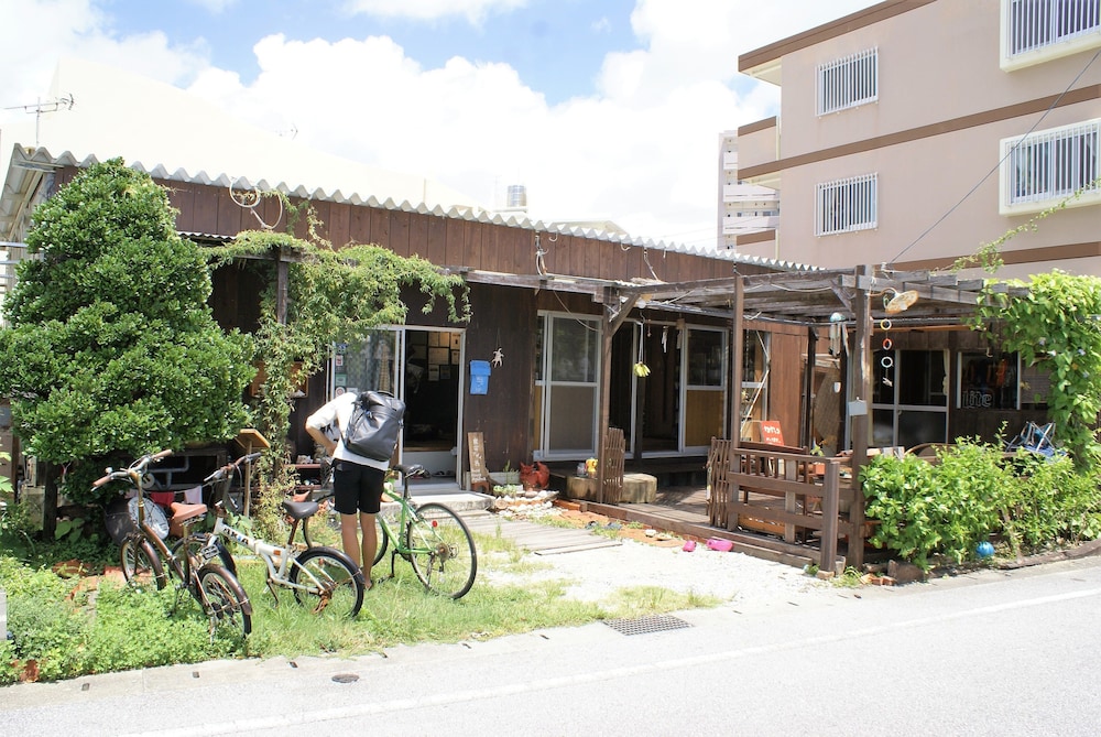 民宿 アガイ浜 那覇
