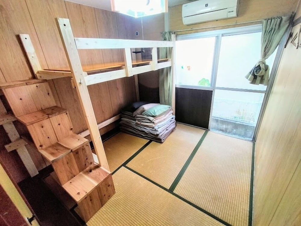民宿 アガイ浜 那覇